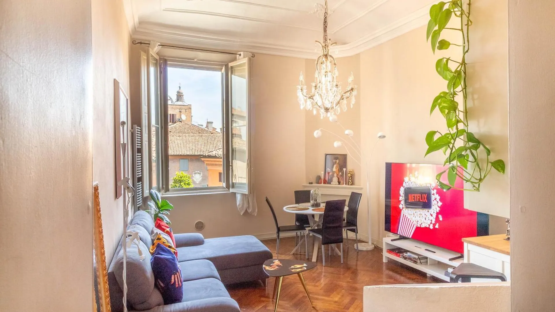 Canalchiaro Suite Μόντενα 0*,